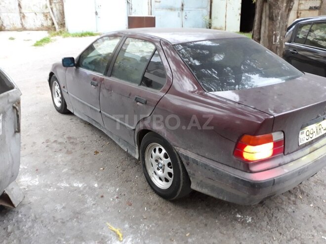 BMW 316 1996, 299,369 km - 1.6 l - Bakı