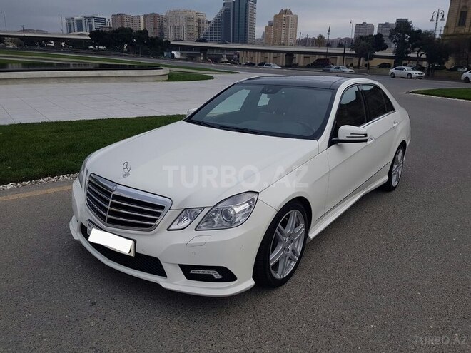 Mercedes E 300 2011, 129,000 km - 3.0 l - Bakı