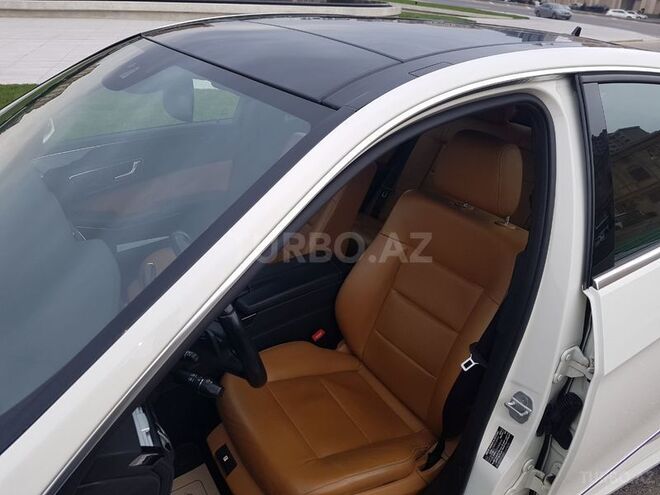 Mercedes E 300 2011, 129,000 km - 3.0 l - Bakı