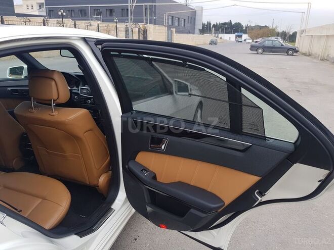 Mercedes E 300 2011, 129,000 km - 3.0 l - Bakı