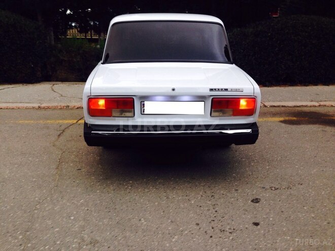 LADA (VAZ) 2107 2009, 174,000 km - 1.6 л - Sumqayıt