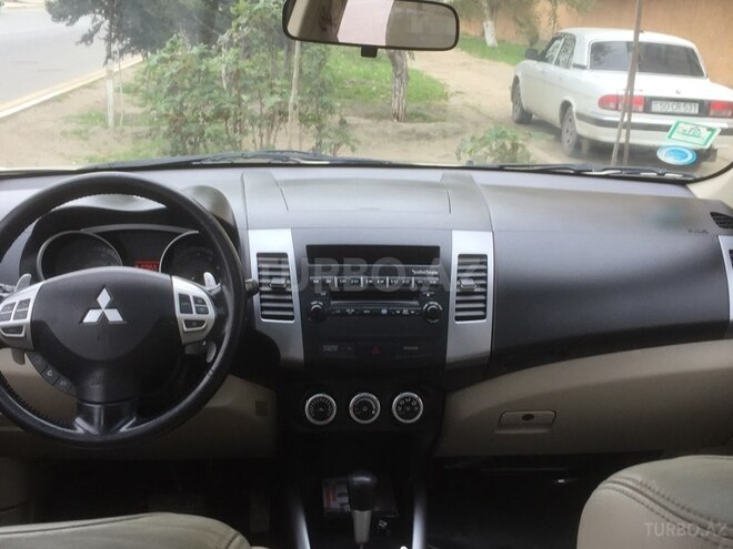 Mitsubishi Outlander 2007, 100,000 km - 0.3 л - Sumqayıt