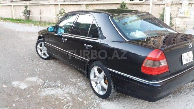 Mercedes C 230 1998, 177,000 km - 2.3 l - Bakı