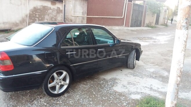 Mercedes C 230 1998, 177,000 km - 2.3 l - Bakı