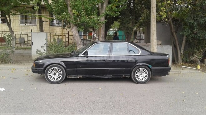 BMW 520 1990, 350,000 km - 2.0 l - Bakı