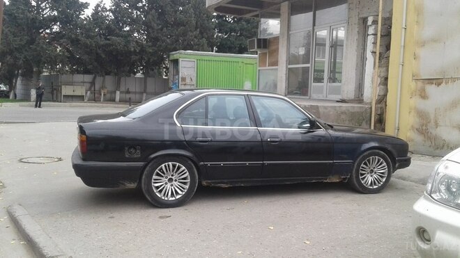 BMW 520 1990, 350,000 km - 2.0 l - Bakı