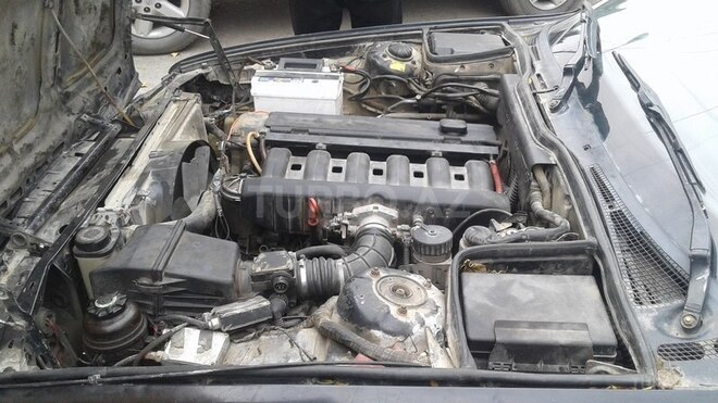 BMW 520 1990, 350,000 km - 2.0 l - Bakı