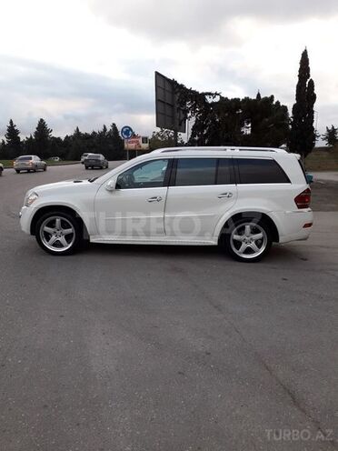 Mercedes GL 550 2008, 108,000 km - 5.5 l - Bakı