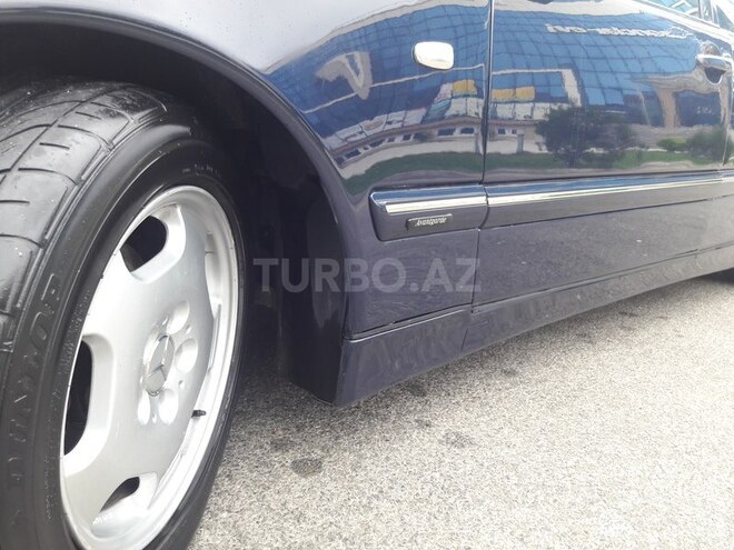 Mercedes E 220 1999, 556,000 km - 2.2 l - Sumqayıt