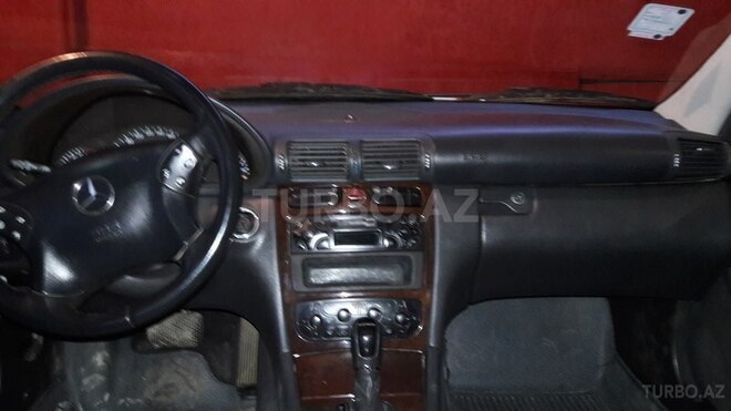 Mercedes C 200 2000, 248,000 km - 2.0 l - Sumqayıt