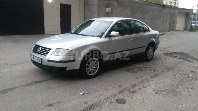 Volkswagen Passat 2001, 136,000 km - 1.8 l - Bakı