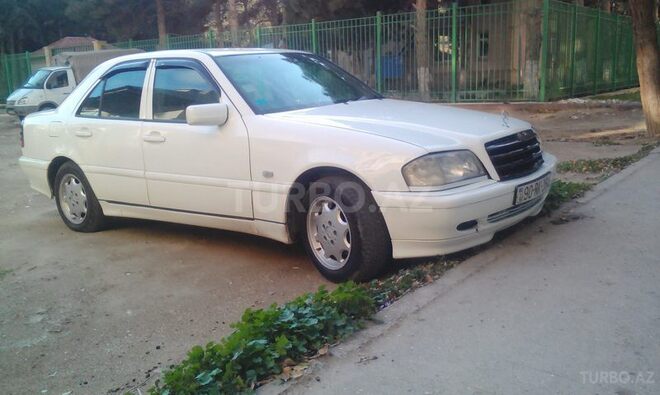 Mercedes C 200 1999, 316,000 km - 2.0 l - Bakı