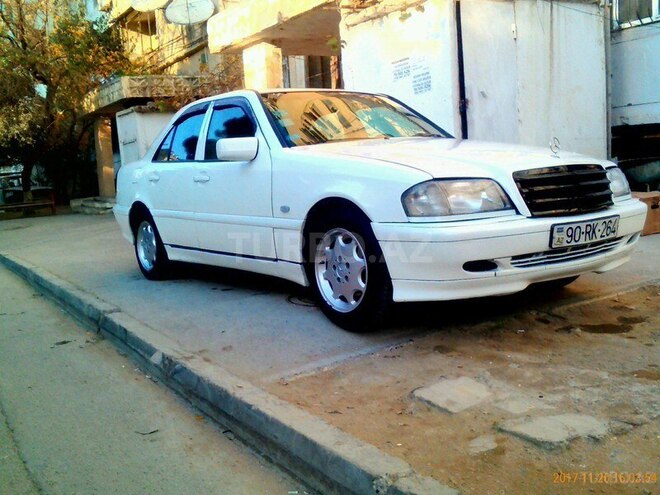 Mercedes C 200 1999, 328 km - 2.0 l - Bakı