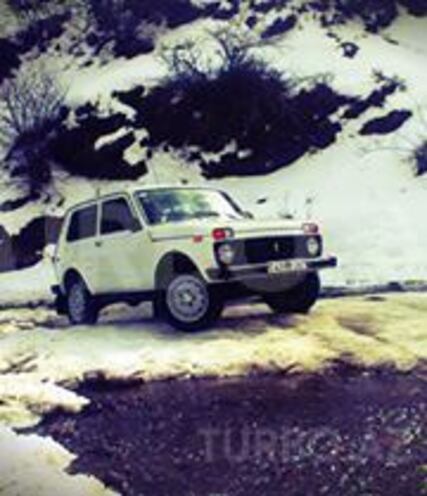 LADA (VAZ) Niva 2004, 127,000 km - 1.7 l - Lerik