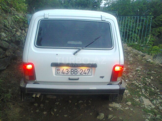 LADA (VAZ) Niva 2004, 127,000 km - 1.7 l - Lerik