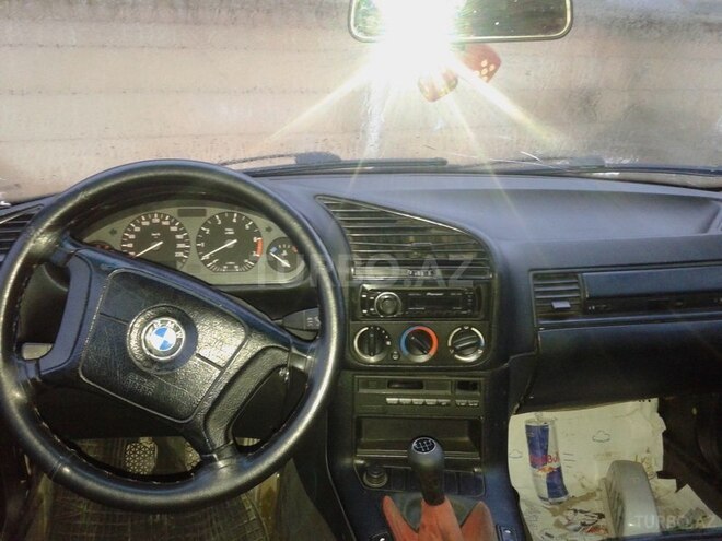 BMW 318 1995, 244,000 km - 1.8 l - Bakı