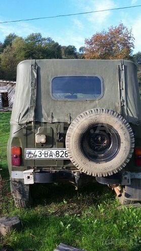 UAZ 469 1983, 140,000 km - 2.4 l - Lerik