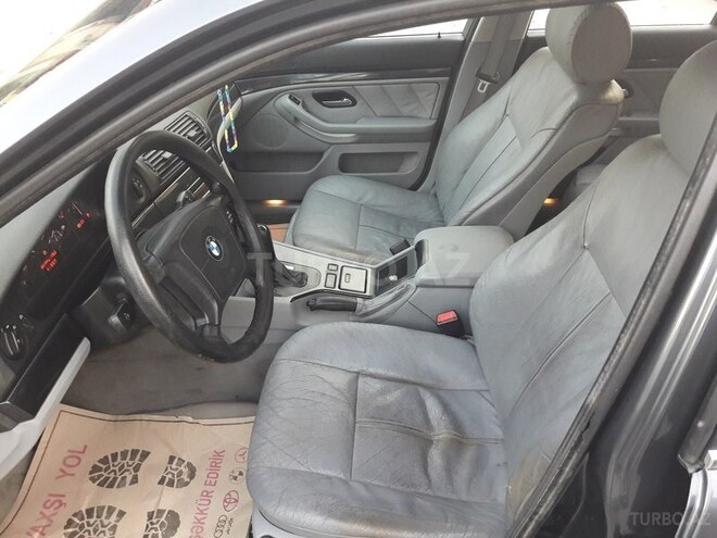 BMW 523 1996, 270,000 km - 2.5 л - Bakı