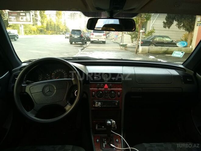 Mercedes C 180 1998, 277,000 km - 1.8 l - Bakı