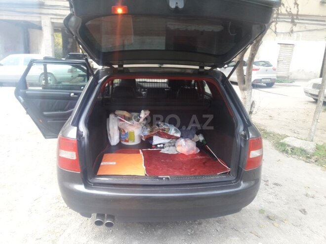 Audi A6 2002, 300,000 km - 2.4 l - Bakı
