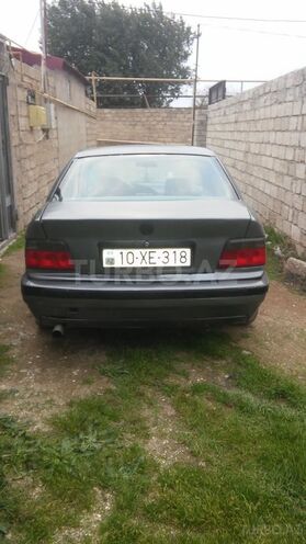 BMW 318 1991, 210,000 km - 1.8 l - Bakı