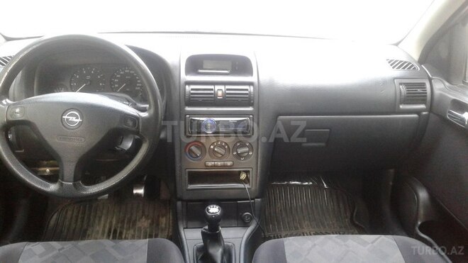 Opel Astra 1998, 230,000 km - 2.0 л - Bakı