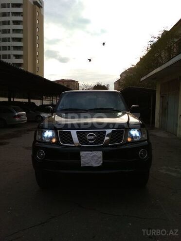 Nissan Patrol 2008, 135,000 km - 4.8 l - Bakı