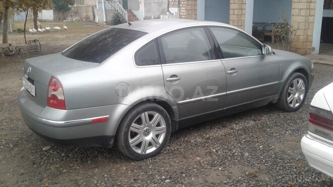 Volkswagen Passat 2004, 137,000 km - 1.8 л - Bərdə