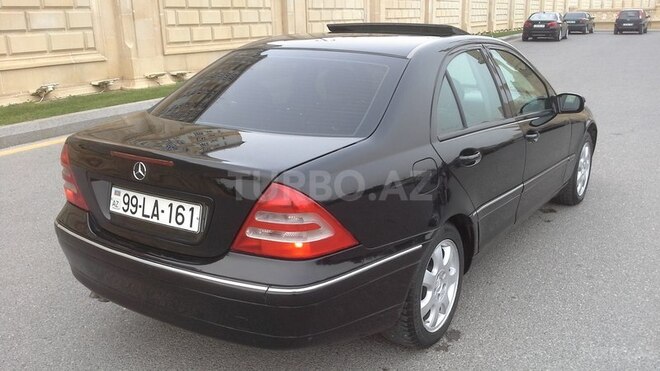 Mercedes C 200 2001, 235,400 km - 2.0 л - Bakı