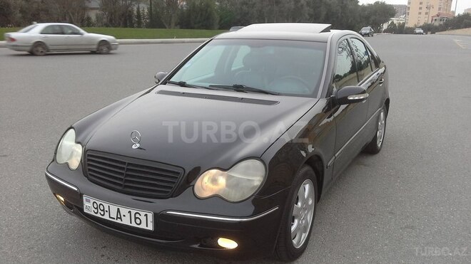 Mercedes C 200 2001, 235,400 km - 2.0 л - Bakı