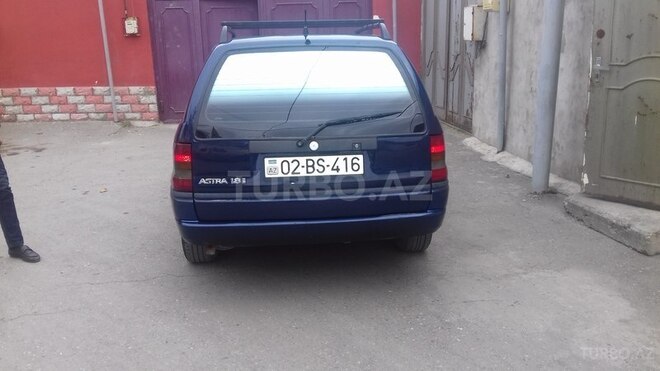 Opel Astra 1994, 320,000 km - 1.8 л - Bakı