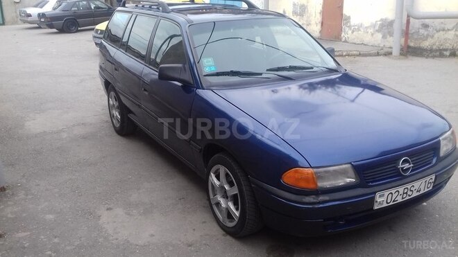 Opel Astra 1994, 320,000 km - 1.8 л - Bakı