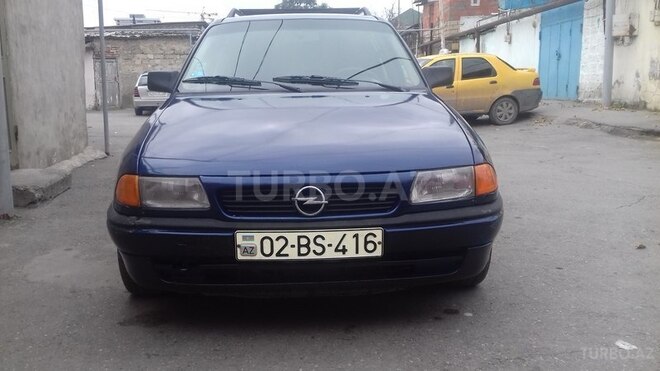 Opel Astra 1994, 320,000 km - 1.8 л - Bakı