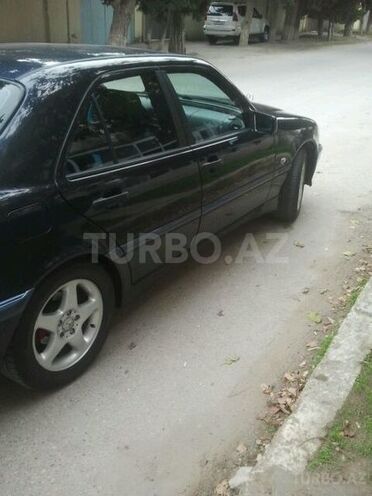 Mercedes C 180 1997, 330,000 km - 1.8 l - Bakı