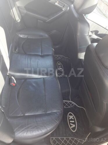 Kia Cerato 2010, 124,000 km - 2.0 л - Bakı
