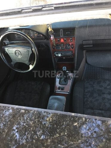 Mercedes C 180 1997, 298,765 km - 1.8 l - Bakı