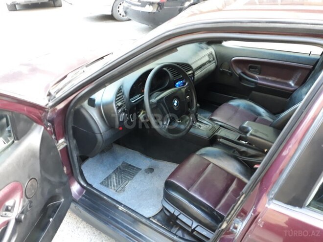 BMW 318 1995, 299,836 km - 1.8 l - Bakı