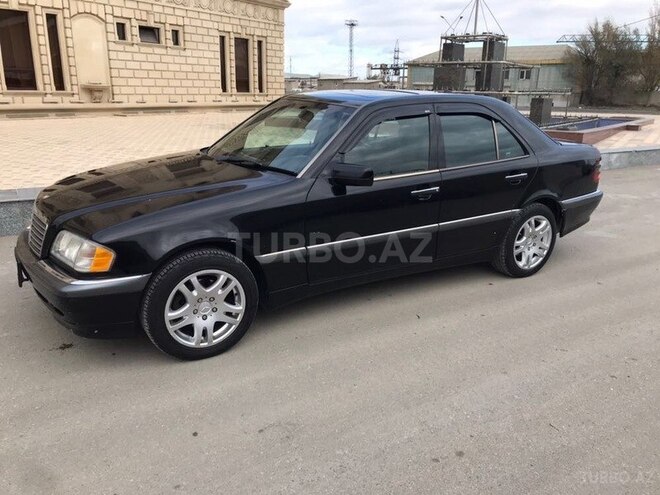 Mercedes C 230 2000, 157,000 km - 2.3 l - Bakı