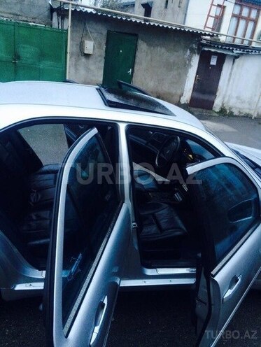 Mercedes E 320 1997, 257,000 km - 3.2 l - Bakı