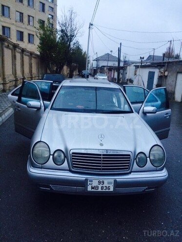 Mercedes E 320 1997, 257,000 km - 3.2 l - Bakı