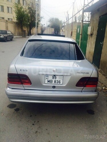 Mercedes E 320 1997, 257,000 km - 3.2 l - Bakı