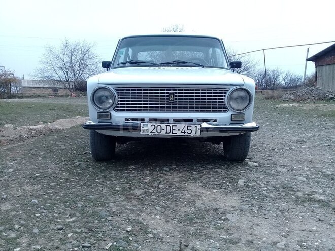 LADA (VAZ) 2106 1986, 42,388 km - 0.2 l - Naftalan