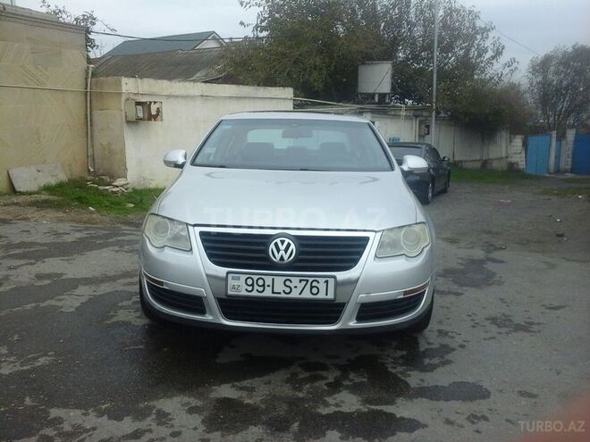 Volkswagen Passat 2005, 270,000 km - 2.0 l - Bakı