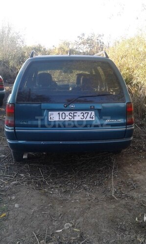 Opel Astra 1994, 30,000 km - 1.8 l - Saatlı