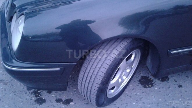 Mercedes E 220 2000, 315,000 km - 2.2 l - Bakı