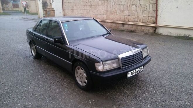 Mercedes 190 1993, 346,000 km - 2.0 л - Qobustan