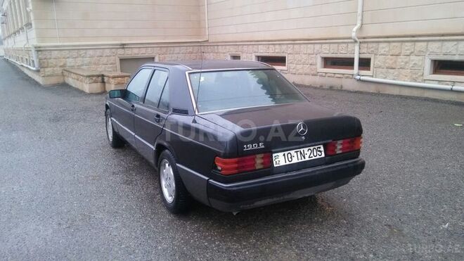 Mercedes 190 1993, 346,000 km - 2.0 л - Qobustan