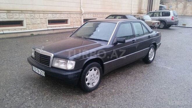 Mercedes 190 1993, 346,000 km - 2.0 л - Qobustan