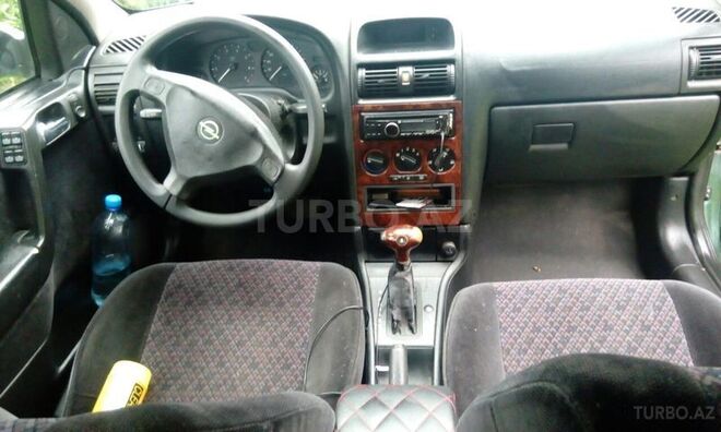 Opel Astra 1998, 320,000 km - 1.6 l - Astara