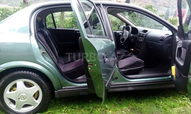 Opel Astra 1998, 320,000 km - 1.6 l - Astara